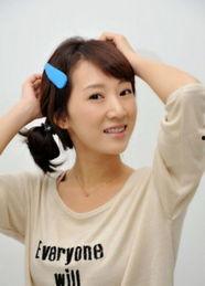 像李念的娱乐吃瓜博主,揭秘明星幕后生活，吃瓜群众狂欢时刻